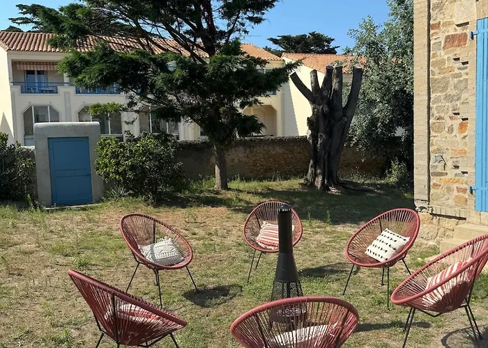 Myrtille - Maison 6 Personnes Avec Jardin à 100m De La *